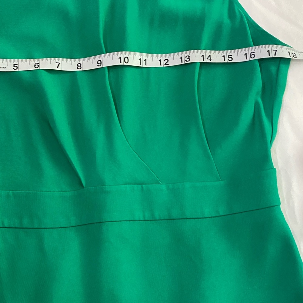 REISS Layla Green Crepe Bodycon Sleeveless Round Neck Midi Dress SZ 8P - Picture 9 of 11